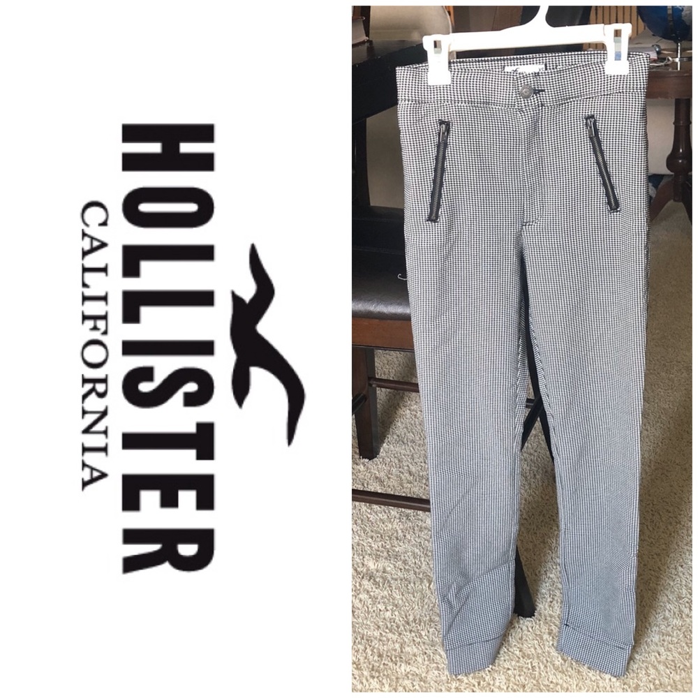 Hollister Black and White Skinny Pants